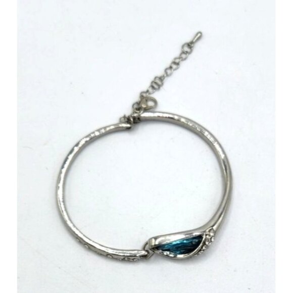 Austrian Crystal Bracelet, Blue Stone With Crystal Accents - Picture 3 of 3